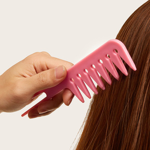Salon Highlighting <b>Comb</b> Large Teeth Pink Plastic Hair Styling Tool For Salon Use - Product Image 3