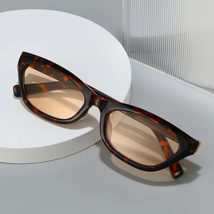 Custom Logo 2026 Retro Men Women <b>Candy</b> Color Square Sun Glasses UV400 Small Frame Cat <b>Eye</b> Sunglasses - Product Image 3