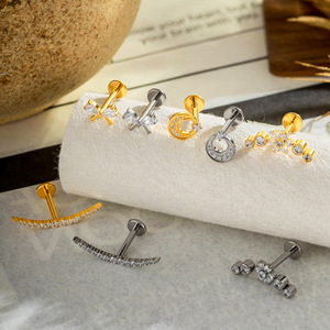 Nouvelles boucles d'oreilles en titane G23/F136 à filetage interne, incrustées de zircon, forme géométrique, pour piercing de cartilage - Product Image 3