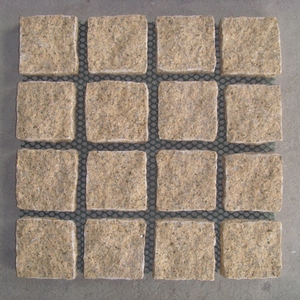 G682 Granito amarillo Adoquín dividido natural Piedra de pavimentación flameada para calzada - Product Image 2