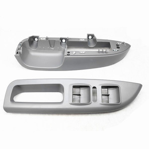 Poignée intérieure de porte avant gauche Skoda Octavia avec cadre de lève-vitre et interrupteur, type clip-on en plastique 1Z1867171 - Product Image 2
