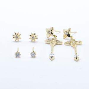 2025 nouveau Offre Spéciale de haute qualité prêt à expédier en forme mixte plaqué or boucles d'oreilles ensemble pour les femmes personnalisé - Product Image 2