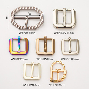 Fibbia in Metallo da 16mm <span class=keywords><strong>per</strong></span> <span class=keywords><strong>Accessori</strong></span> <span class=keywords><strong>Borse</strong></span>, Fibbia a Perno Dorata con Logo Inciso <span class=keywords><strong>per</strong></span> <span class=keywords><strong>Borse</strong></span> e Borsette - Product Image 5