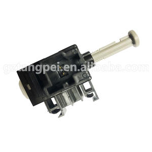 フォードOEM用クルーズクラッチコントロールスイッチ6G9T-11A152-AA6G9T11A152AA UC9M-66-4D0 UC9M664D0 1439868 - Product Image 2