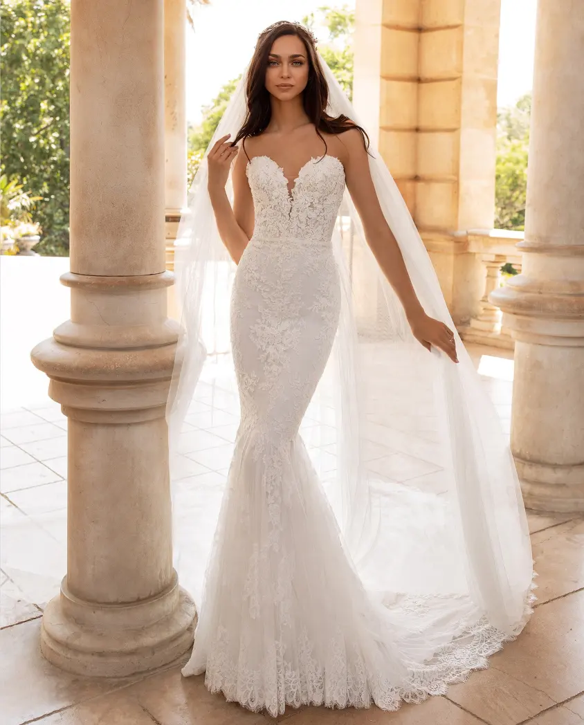 women bridal long tail dress sleeveless embroidery fabric mermaid elegance wedding floor length dress