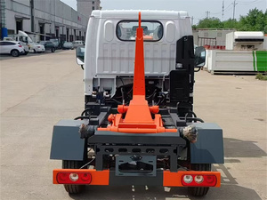 Nuevo Camión de Basura Desmontable Foton para Saneamiento y Transporte, Camión con Brazo Gancho, Marca de Camiones de Basura con Gancho de 3-6 Toneladas - Product Image 3