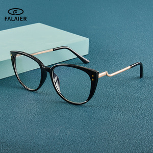 Gafas de Montura Completa Estilo Ojo de Gato FalaiEr, TR90, Anti Luz Azul, Lentes Ópticas para Mujer, Tamaño Mediano, Lentes con Filtro de Luz Azul, Estilo Europeo - Product Image 5