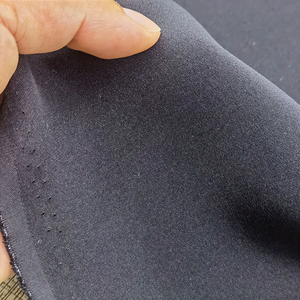 Tessuto in Seta Crepe De Chine Nero, Larghezza 140cm, Peso 30mm, per Abiti da Sposa - Product Image 4