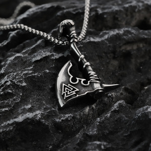 Pendentif hache viking en acier inoxydable, collier pour homme, design géométrique, bijoux cadeau - Product Image 2