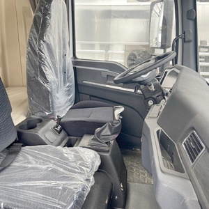 New Condition <b>Refrigerator</b> Truck 4x2 Seafood Refrigerated Truck for Frozen and Fish Transportation - Product Image 4