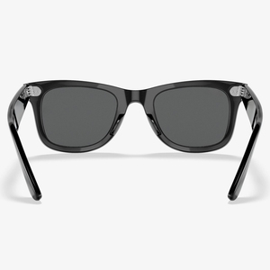 Gafas de Sol Clásicas Negras con Marco Cuadrado, Protección UV400, para Hombres y Mujeres, Uso Casual al Aire Libre - Product Image 4