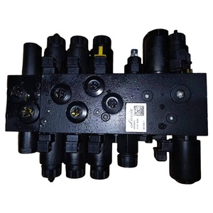 Conjunto Hidráulico de Control Multivía Serie R 0009440461 para Camiones R - Product Image 1