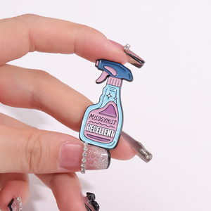 Toptan renkli anksiyete sprey emaye pimleri karikatür yaratıcı deterjan sprey yaka rozetleri sırt çantası şapka dekoratif broşlar - Product Image 4