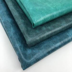 Tissu en cuir synthétique PVC bicolore pour sacs Eco High Glossy concave-convexe 3D Snake Design Embossed Animal pattern Skin bicolore couleur PVC - Product Image 2