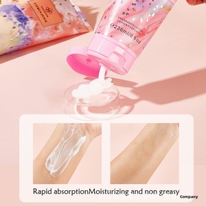 Loción Corporal Unisex V Secret con Aroma a Pastel de Vainilla, <span class=keywords><strong>Hidratante</strong></span> y Nutritiva, con Glicerina, <span class=keywords><strong>236</strong></span> <span class=keywords><strong>ml</strong></span>, Venta al Por Mayor - Product Image 4