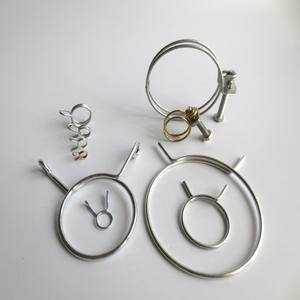 Grande pince à ressort personnalisée en fil d'acier à simple bobine à <span class=keywords><strong>double</strong></span> <span class=keywords><strong>oreille</strong></span> pince à <span class=keywords><strong>double</strong></span> anneau en acier inoxydable 304 - Product Image 1