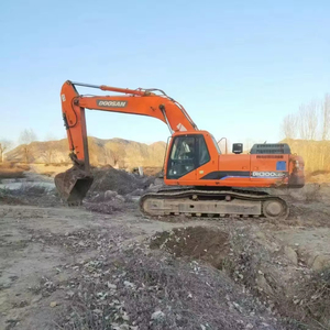 Excavatrice sur chenilles hydraulique d'occasion Doosan DH300LC-7 de 30 tonnes, équipement de construction lourd d'occasion, vente chaude - Product Image 1