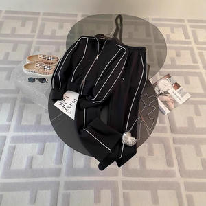 热销对比女款上下套装时尚女装休闲套装经典女装运动服套装 - Product Image 3