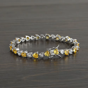 Bracelet tennis coloré en forme de cœur pour couple, en cuivre incrusté de zircon, bracelet tennis d'amour, collier Tanjing Fashion Lijing - Product Image 1