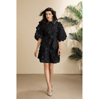 Robe Courte Élégante pour Femme, Tailles S à XXL, à Manches Mi-Lanternes, Col Rabattu, Ceinture à la Taille, Boutonnage Simple, Ornée de Perles et de Motifs Floraux Unis