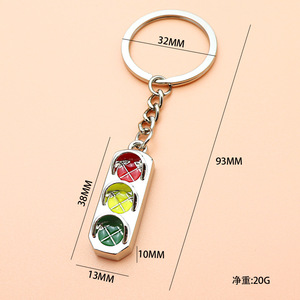 Bán Buôn Mô Phỏng Màu Đỏ Và Màu Xanh Lá Cây Ánh Sáng Keychain <span class=keywords><strong>3D</strong></span> Kim Loại Móc Chìa Khóa Giao Thông Tín Hiệu Đèn Cổ Điển Keyring Giao Thông Ánh Sáng Keychain - Product Image 4