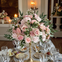 Arrangement de boules de fleurs pour mariage Centre de table Boules de roses blanches et de fleurs vertes Décoration de centre de table pour mariage