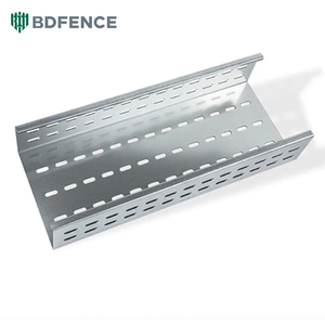 Canaux de câblage à fentes renforcés : résistance aux contraintes mécaniques dans les installations de câblage des machines industrielles - Product Image 1