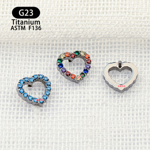 Boucles d'oreilles en titane en forme de cœur avec incrustation de zircon 7 mm G23 ASTM F136 Bijoux de piercing tendance - Product Image 3