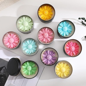 Huming – bougie parfumée créative à la cire de soja, Design de fleur, bougies parfumées à la main, petite marguerite, jasmin, boîte de conserve - Product Image 1