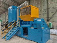 Broyeur de câbles et de plastique électrique Broyeur de ferraille d'acier à double arbre Broyeur de canettes d'aluminium textiles à moteur