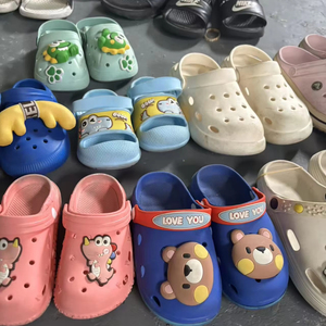 AS006 оптовая продажа подержанной обуви для Crocs обувь для детей чистая и красочная летняя б/у детская обувь для продажи - Product Image 1