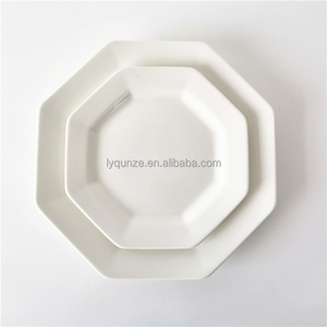 <span class=keywords><strong>Assiette</strong></span> à dîner <span class=keywords><strong>octogonale</strong></span> en céramique <span class=keywords><strong>blanche</strong></span> de 11 pouces, 26 cm, <span class=keywords><strong>assiette</strong></span> carrée <span class=keywords><strong>octogonale</strong></span> pour servir le steak, pour restaurant, vaisselle de table à domicile - Product Image 1
