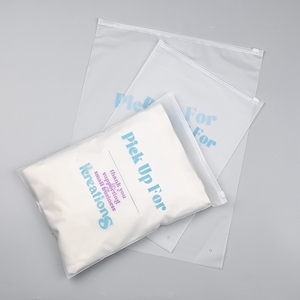 <span class=keywords><strong>T</strong></span>ùy chỉnh in logo Nắp kéo Poly quần áo <span class=keywords><strong>T</strong></span>-Shirts <span class=keywords><strong>T</strong></span>úi Frosted dây kéo nhựa bao bì <span class=keywords><strong>Zip</strong></span> khóa <span class=keywords><strong>t</strong></span>úi cho quần áo - Product Image 3