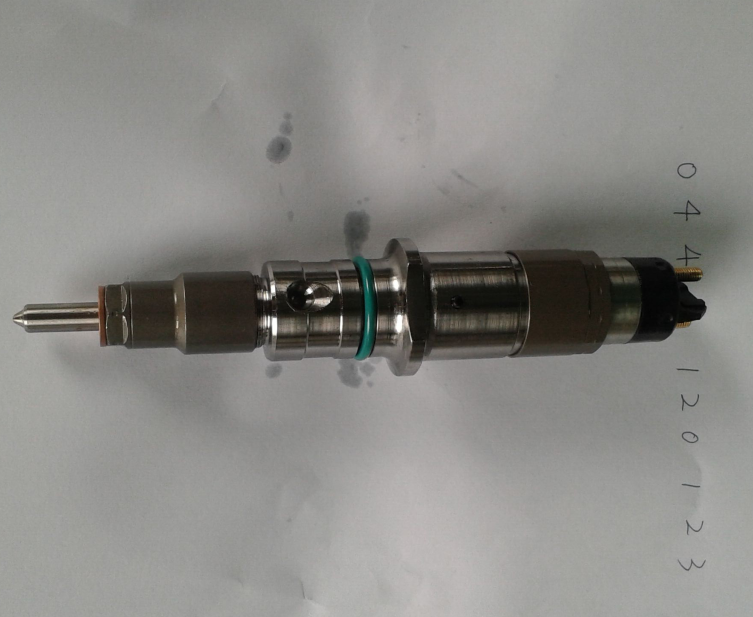 diesel engine parts common rail injector 0445120079 504117273 for CASE/IVECO