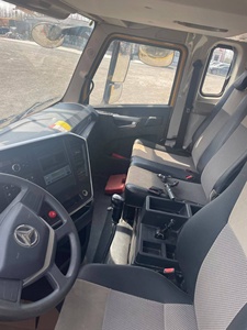 Grue mobile Sany STC250S STC250C5-8 d'occasion en excellent état, 25 tonnes, montée sur camion 4x4, flèche hydraulique, hauteur de levage 25m - Product Image 2