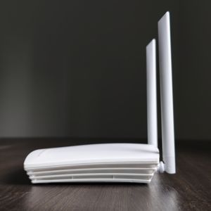 Onlicuf Wifi XPON ZC-5211GE+ 3FE+ 1POTS+ 2USB+ 2.4G&5GWIFI en Oferta, Precio al por Mayor - Product Image 3