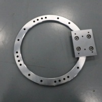 Rails linéaires à roulements antivibrants et anti-bruit pour lignes de convoyage circulaires, idéaux pour l'assemblage de produits numériques de bureau