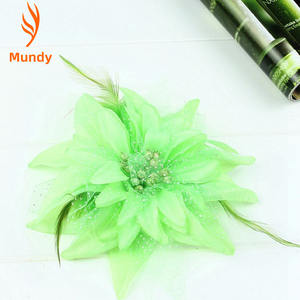 Pinza de Pelo con Plumas de Seda 3D para Competencia de Baile, Fiesta de Cumpleaños, Decoración del Hogar, Espectáculo, Disfraz de Festival, Accesorio de Estudio Fotográfico - Product Image 1