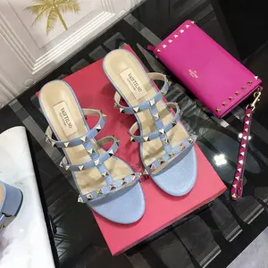 Sandali da donna gladiatore estate 2025 di lusso di marca firmata con <span class=keywords><strong>tacco</strong></span> pantofola in pelle <span class=keywords><strong>argento</strong></span> rivetti tacchi alti scarpe da donna - Product Image 6