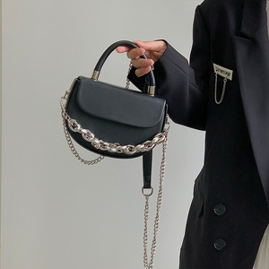 Bolso de Mano de Moda para Mujer, Alta Calidad, PU, Cadena, Asas, Cierre Magnético, Estilo Femenino, Todas las Temporadas, 19x6.5x13.5cm, Tanjing - Product Image 4