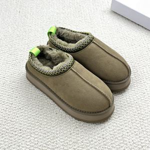 2025 Les bottes Tasmans personnalisées les plus populaires en gros Bottes d'hiver originales à enfiler Uggs Chaussures <span class=keywords><strong>plateforme</strong></span> Pantoufles pour femmes Bottes de neige - Product Image 4