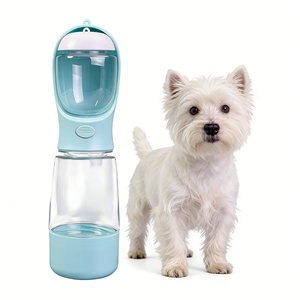Nuova Bottiglia d'Acqua Portatile 3in1 per Animali Domestici con Contenitore per Cibo e Sacchetto per Rifiuti - Product Image 1