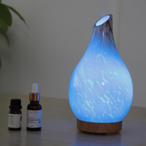 Difusor de Aromas Nagomi de 200 ml con Luz LED, Difusor de Aceites Esenciales para el Hogar, Alimentado por USB, Diseño con Patrón, para Espacios de Menos de 10 m² - Product Image 5