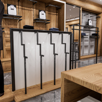 Hochwertige Herrenbekleidungsgeschäft-Dekoration Boutique-Ausstellungsmöbel für Schneiderei-Thekendesign
