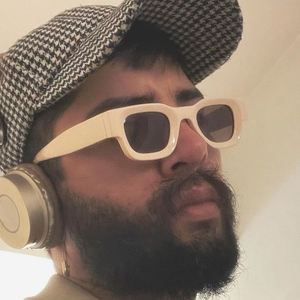 แว่นกันแดดทรงเหลี่ยมเล็กสไตล์วินเทจสำหรับผู้หญิงและผู้ชาย ป้องกันรังสียูวี 400 แบบโพลาไรซ์ สั่งทำขายส่งได้ - Product Image 1