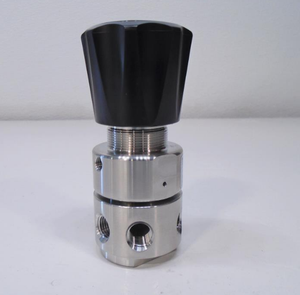 Nouveau régulateur de pression à purge 5-600 PSIG 44-5216-241V TESCOM Série 44-5200 - Product Image 3