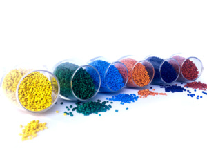 Masterbatch bleu fonctionnel Dawn personnalisé en nylon PA6/PA66, masterbatch bleu pour fibres, granulés plastiques masterbatch rouge - Product Image 2