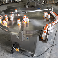 Dreh förderer zum Stapeln von Tischen in Catering-Produktions anlagen, Bottle Feeder Turntable
