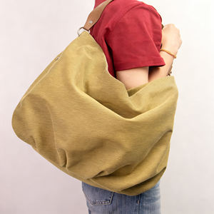 กระเป๋าช้อปปิ้งแบบมีซิปสำหรับผู้หญิง วัสดุหนังชามัวร์ธรรมชาติ 100% สไตล์วินเทจ พร้อมหูหิ้ว สำหรับเดินทาง ของขวัญ รีไซเคิลได้ พิมพ์โลโก้ตามสั่ง แฟชั่นสำหรับผู้หญิง ขายส่ง - Product Image 1