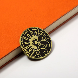 แฟชั่นที่กําหนดเองคุณภาพสูงของที่ระลึกรูปแบบดวงอาทิตย์และดวงจันทร์ท้าทายเหรียญโลหะเหรียญที่ระลึก - Product Image 5